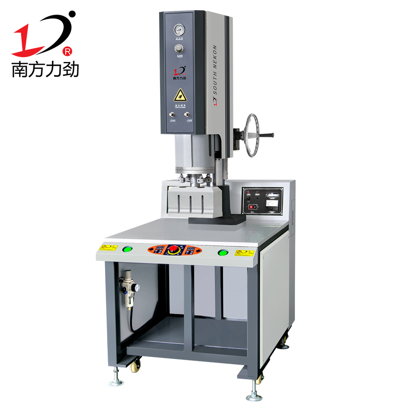 15K4200W超聲波塑料焊接機